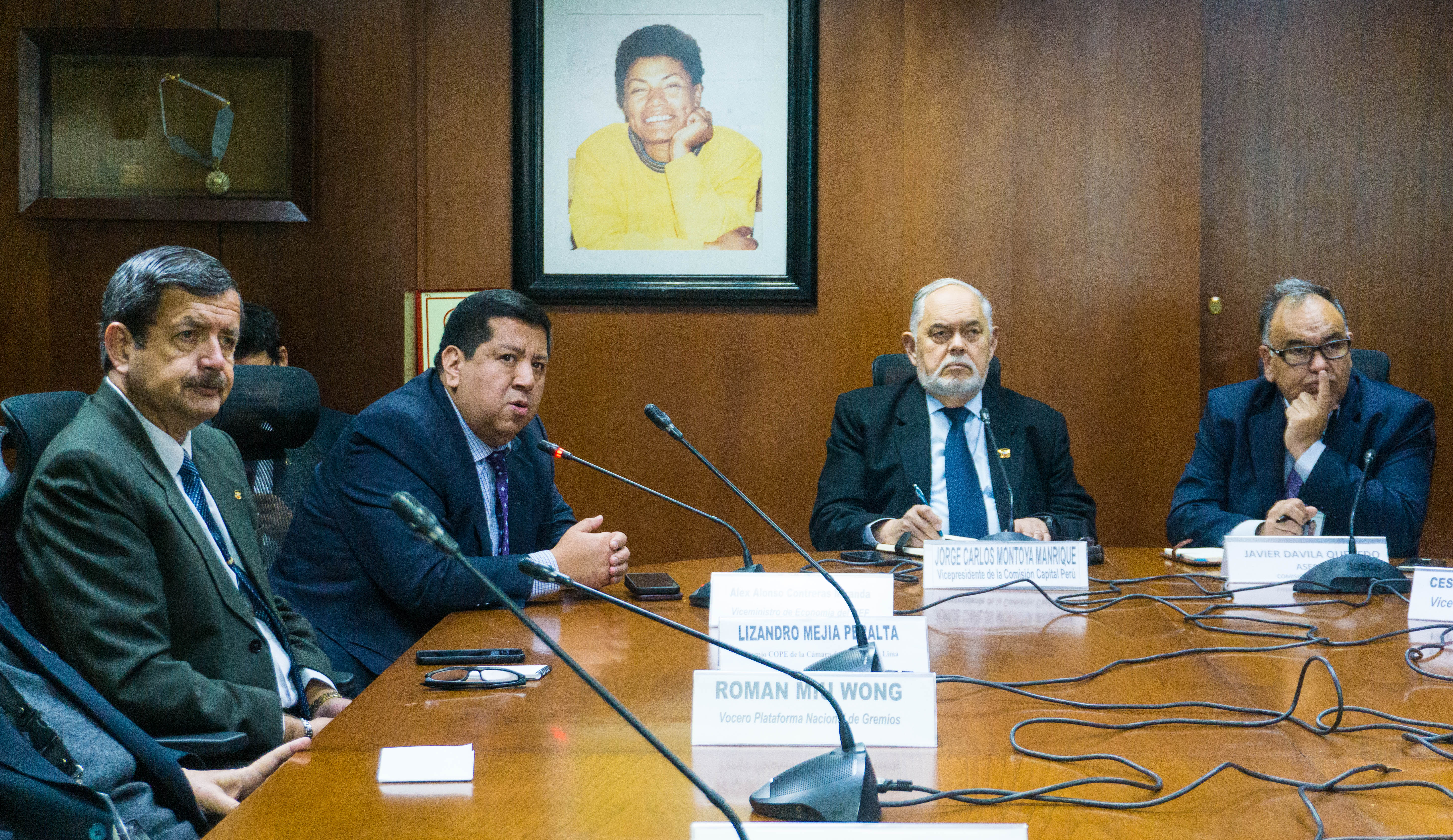 Primera reuni&oacute;n