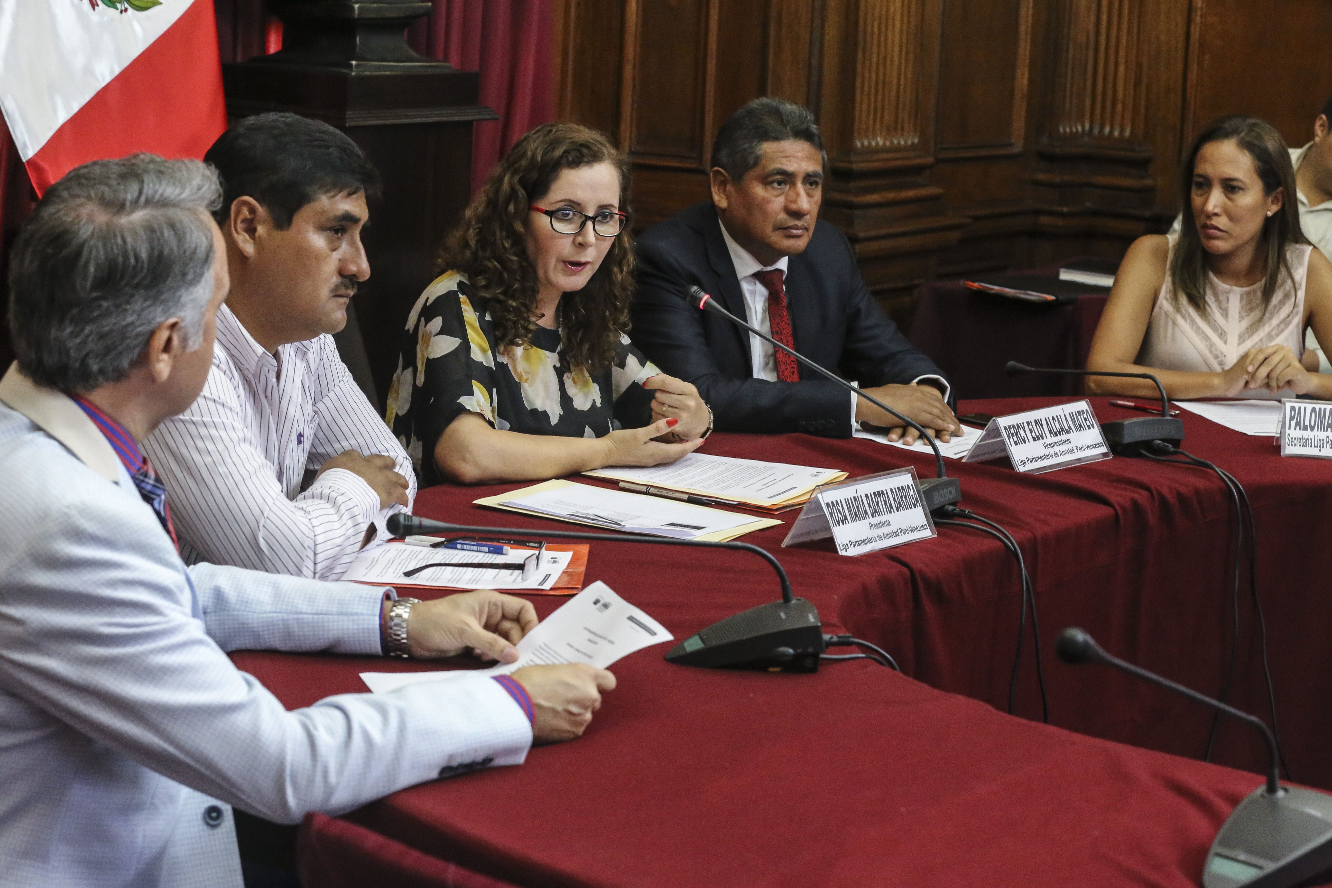 Sesi&oacute;n Per&uacute; - Venezuela